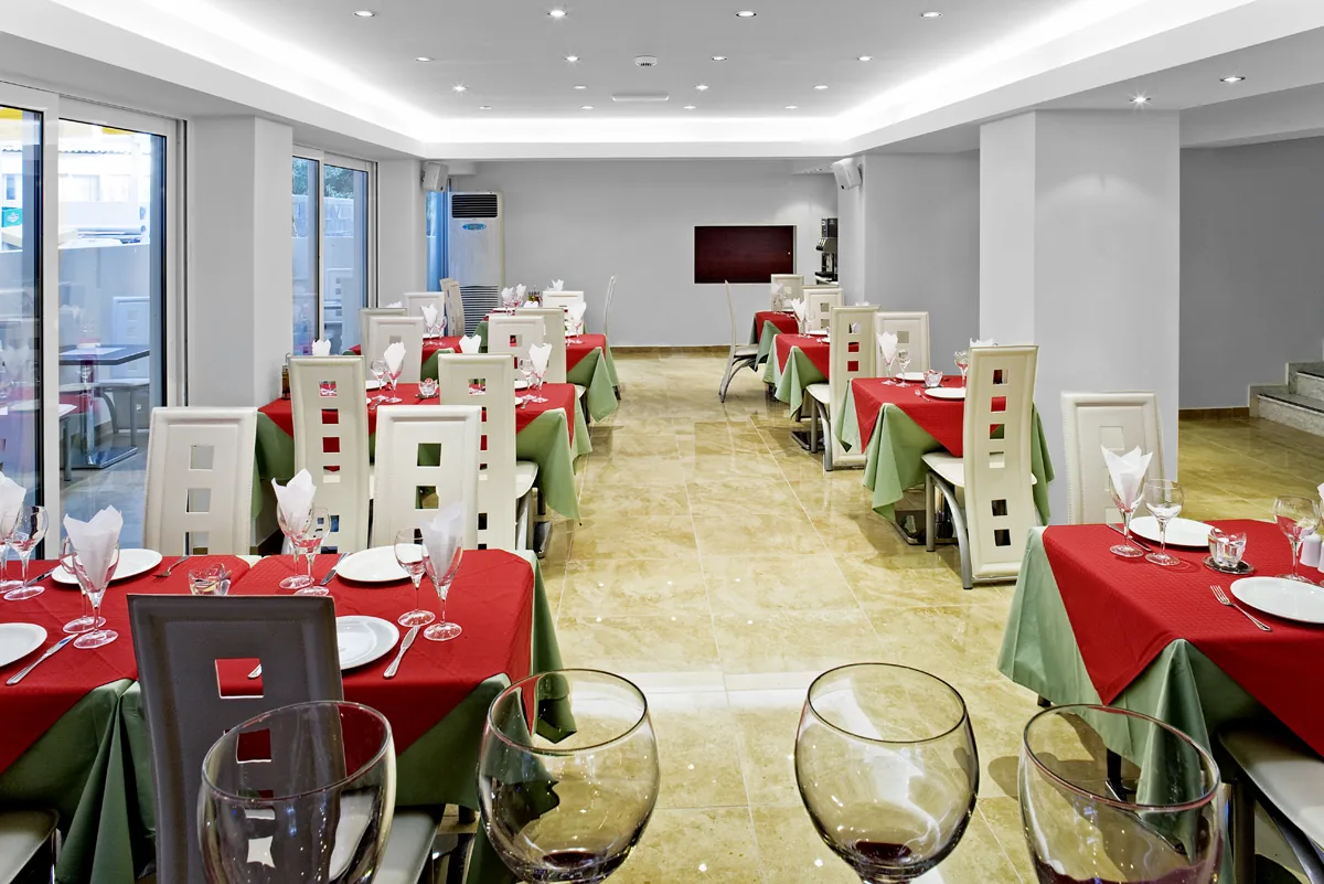 Restaurant hall