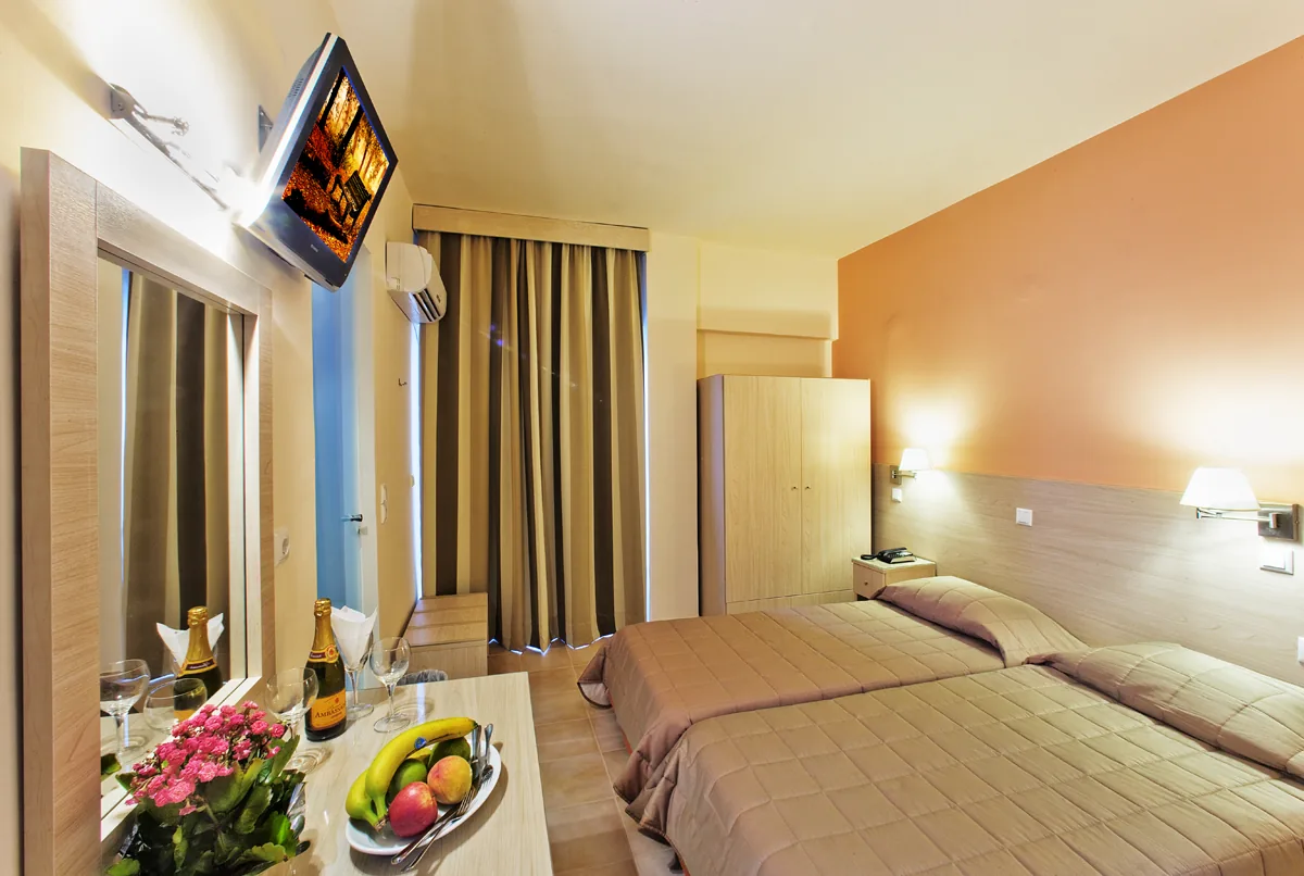 Twin room interior